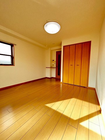 その他部屋・スペース　落ち着いて過ごせるお部屋なので、寝室にいかがでしょうか