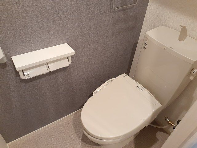 トイレ　ゆったりとした空間のトイレです