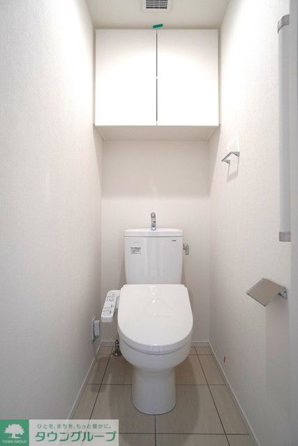 トイレ　※写真は同タイプ住戸です。