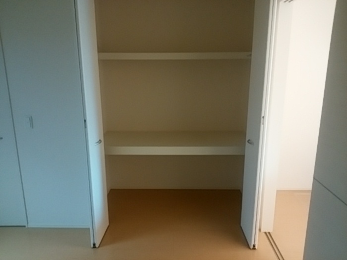 収納　この写真の反転タイプです。