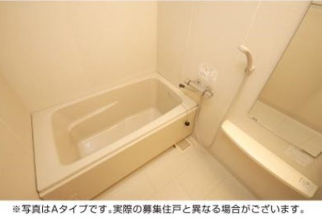 バス・シャワールーム　※他号室参考写真です。