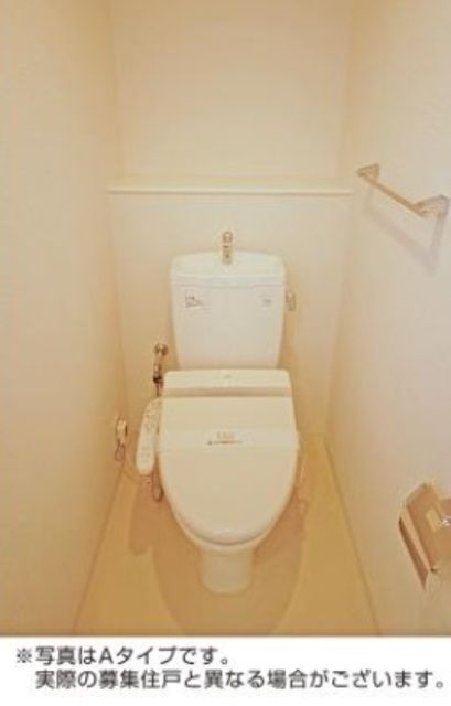 トイレ　※他号室参考写真です。