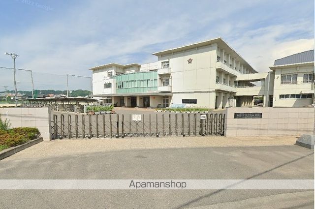 中学校　大西中学校（中学校）まで2332m