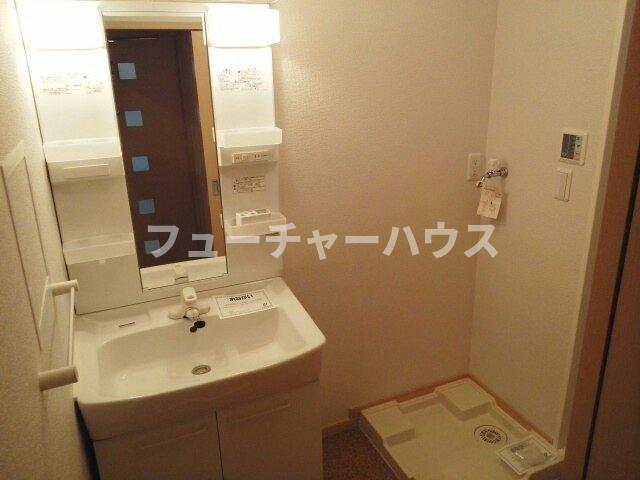 トイレ　落ち着いたトイレです