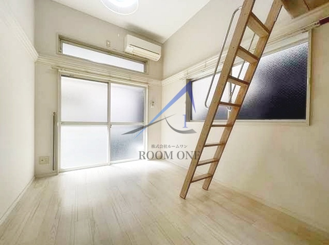 居室・リビング　洋室のお部屋です。