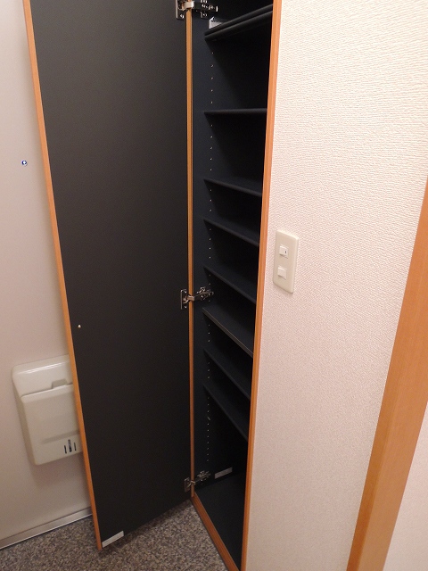 玄関　シューズBOX付