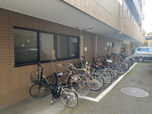 駐車場　駐輪場