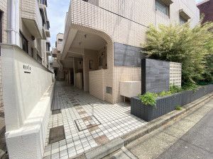 リフィオ都立大学の外観写真