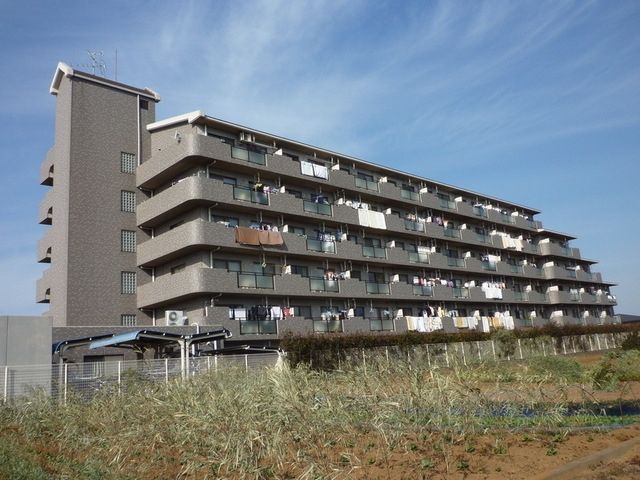 建物外観　日当り良好　眺望も良し