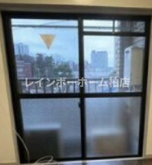 バルコニー　※別部屋参考写真。