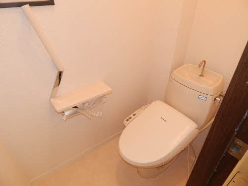 トイレ　トイレもきれいです