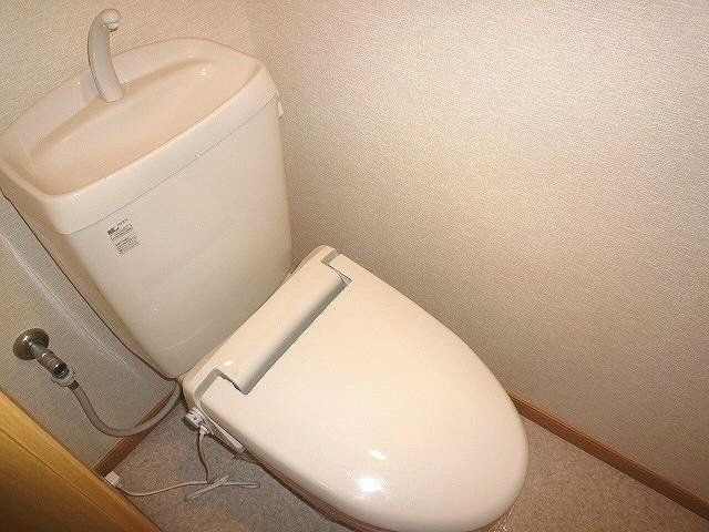 トイレ　トイレもきれいです