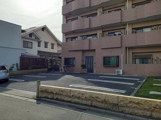 駐車場　カースペースがあります