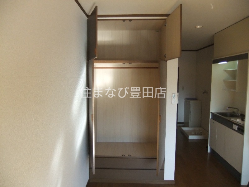 収納　同型タイプ