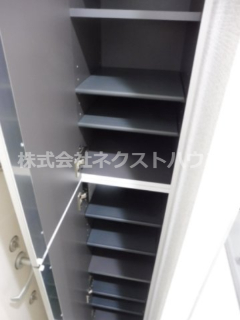 玄関　別部屋参考写真です