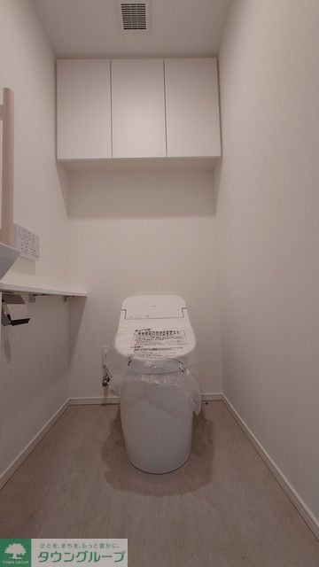 トイレ　※写真は同タイプ住戸です。