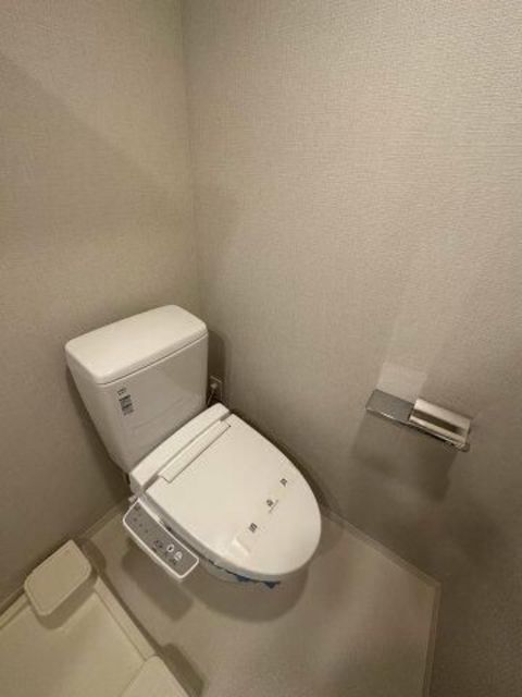 トイレ　※別部屋参考写真