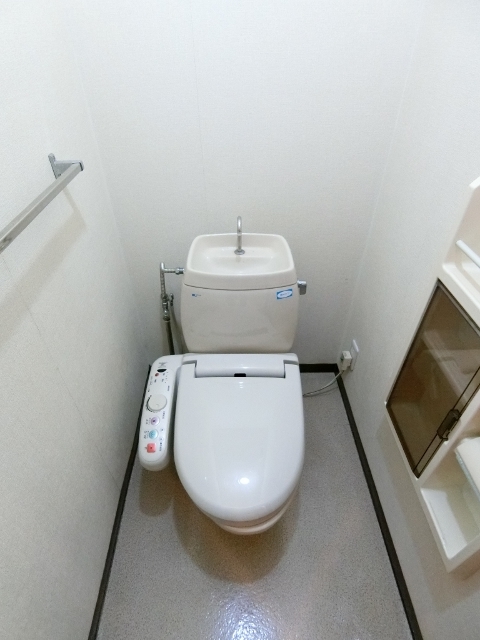トイレ　図面と現状に相違がある場合には現状を優先
