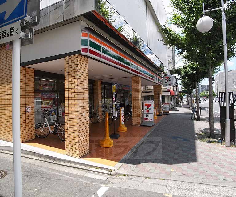 コンビニ　セブンイレブン京都大石橋店（コンビニ）まで300m