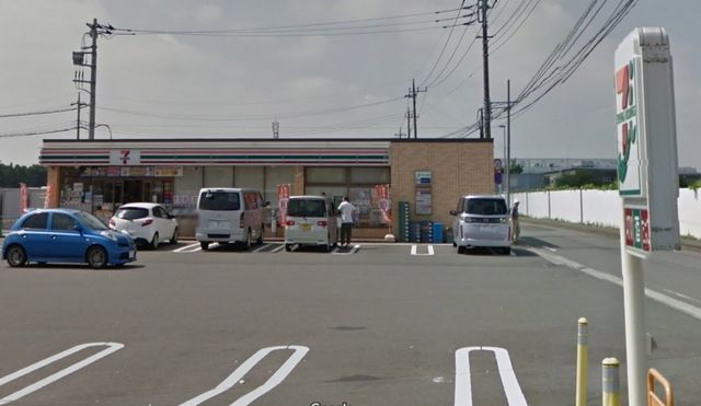 コンビニ　セブンイレブン大和福田中央店（コンビニ）まで1132m