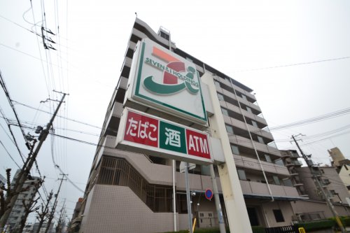 コンビニ　セブンイレブン 神戸住吉南町3丁目店（コンビニ）まで307m