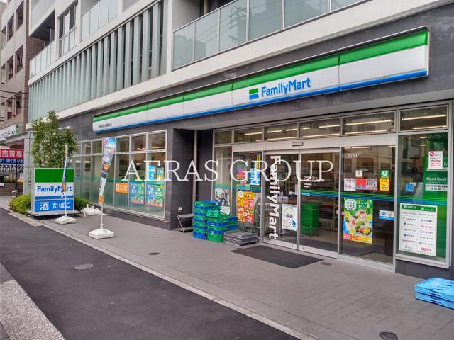 コンビニ　ファミリーマート 中野弥生町本郷通り店（コンビニ）まで63m