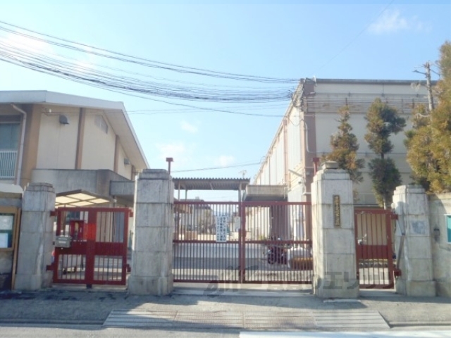 小学校　大将軍小学校（小学校）まで390m