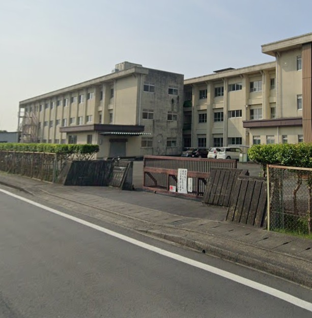 小学校　浜松市立北浜南小学校（小学校）まで647m
