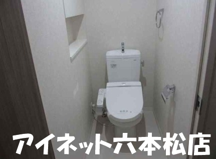 トイレ　落ち着く空間ですね。