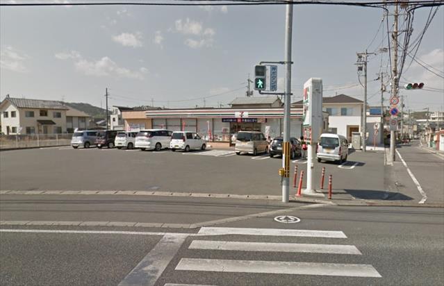 コンビニ　セブンイレブン下伊福西町店（コンビニ）まで470m