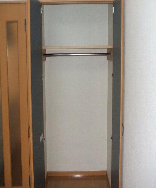 収納　クローゼット
