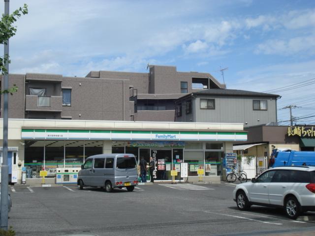 コンビニ　ファミリーマート新川吉祥寺通り店（コンビニ）まで389m
