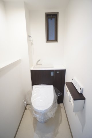 ラ・ビスタ宝塚サウステラス二番館のトイレ写真