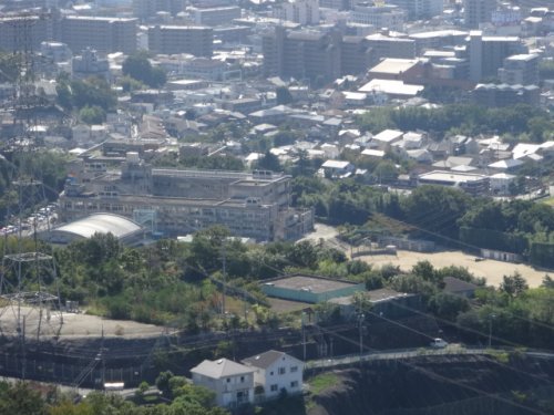 中学校　宝塚市立御殿山中学校（中学校）まで1281m