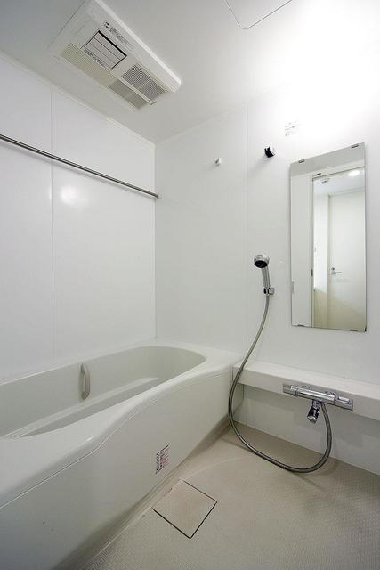 バス・シャワールーム　別部屋参考写真