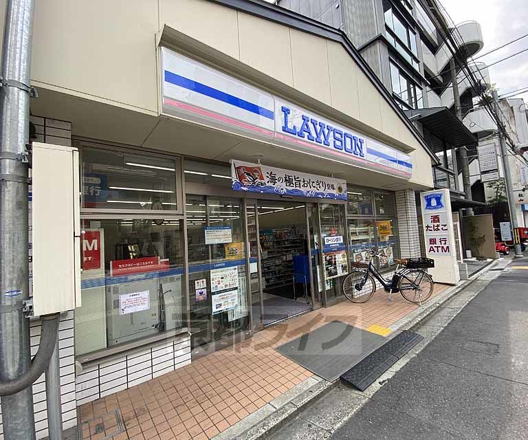 コンビニ　ローソン 高辻柳馬場店（コンビニ）まで110m