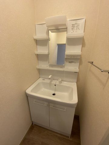 洗面設備　※同物件別室参考写真