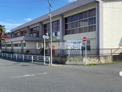 中学校　立川第一中（中学校）まで438m