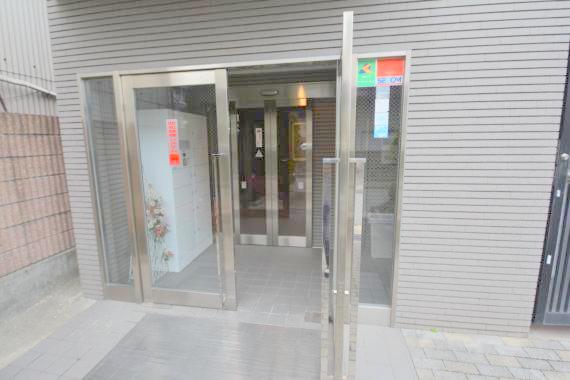 エントランス　素敵なエントランスがあなたを毎日出迎えてくれます。