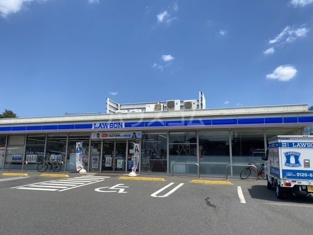 コンビニ　ローソン 松戸梨香台店（コンビニ）まで822m