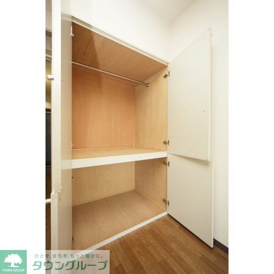 収納　同じタイプの別部屋写真