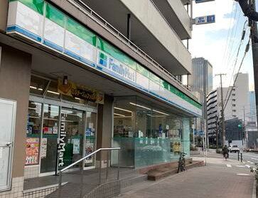 コンビニ　ファミリーマート城東鴫野西店（コンビニ）まで250m