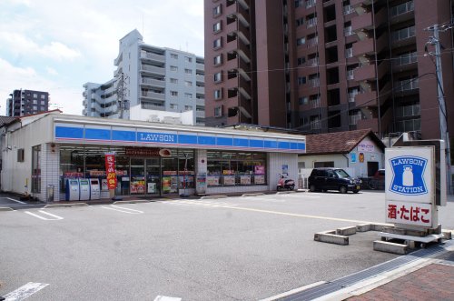 コンビニ　ローソン 三田市中央町店（コンビニ）まで336m