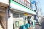 コンビニ　ファミリーマート京金馬橋駅前店（コンビニ）まで392m