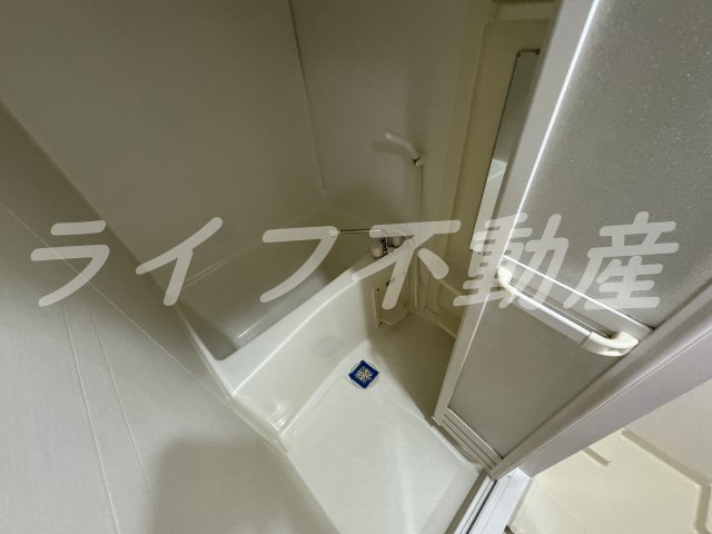 バス・シャワールーム　ゆったり過ごせるお風呂です