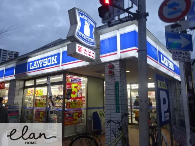 コンビニ　ローソン 鶴橋駅前店（コンビニ）まで338m