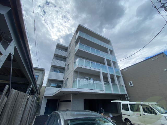 建物外観　札幌市中央区南１２条西「ＴＲＵＴＨ　ＨＯＭＥ１２９」