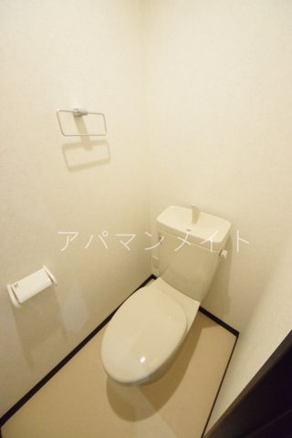 トイレ　シンプルで使いやすいトイレです