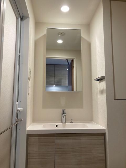 洗面設備　※写真は同タイプ住戸です。