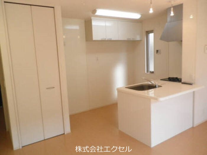 居室・リビング　明るいお部屋です。